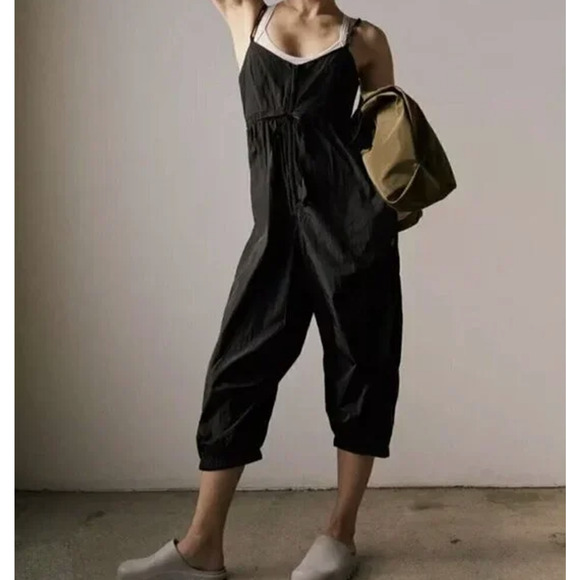 Free People Movement Down To Earth Onesie Jumpsuit in Black Size S NWOT - Picture 3 of 5